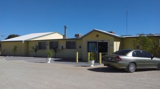 Clinton ACT Port Augusta Accommodation