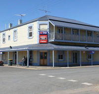 Port Wakefield Hotel - Port Augusta Accommodation