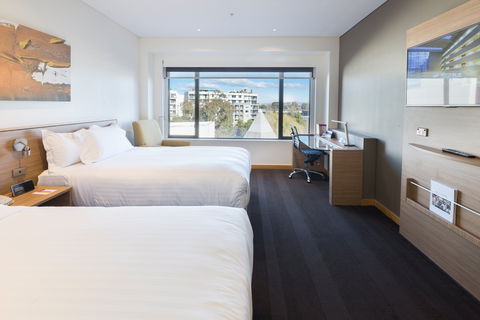 Crowne Plaza Canberra - Port Augusta Accommodation 6