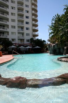 Alpha Sovereign Hotel Gold Coast - Port Augusta Accommodation 3