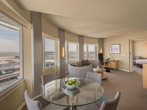 PARKROYAL Melbourne Airport - Port Augusta Accommodation 12