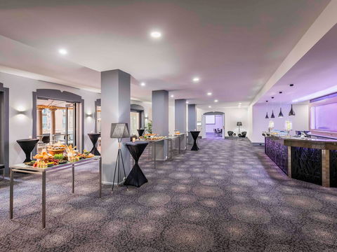 Novotel Sydney Central - Port Augusta Accommodation 8