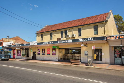 Nightcap at Regents Park Hotel - Port Augusta Accommodation 0