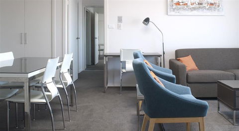 Abode Tuggeranong - Port Augusta Accommodation 2