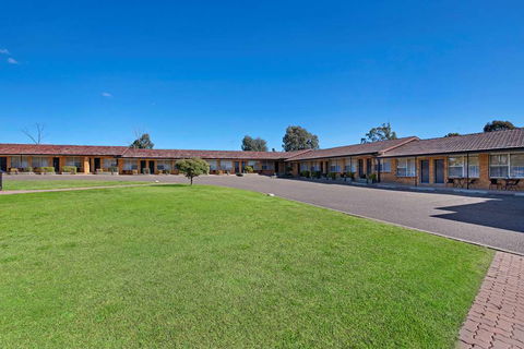 Econo Lodge Savannah Park Tamworth - Port Augusta Accommodation 2