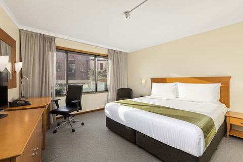 Rydges Sydney Harbour - Port Augusta Accommodation 3