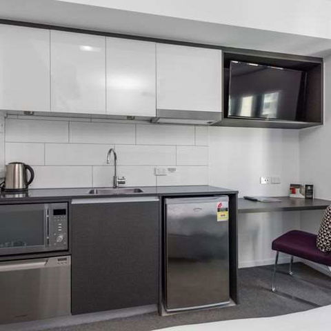 H On Mitchell Apartment Hotel - Port Augusta Accommodation 1