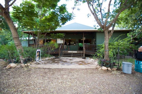 Adels Grove Camping Park Hotel - Port Augusta Accommodation 0