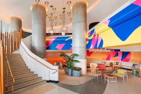 W Brisbane - Port Augusta Accommodation 0