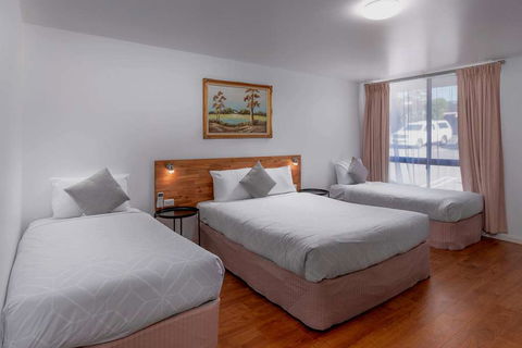 Econo Lodge Lilydale - Port Augusta Accommodation 0