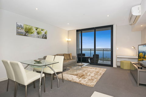 Astra Apartments Perth - Port Augusta Accommodation 7
