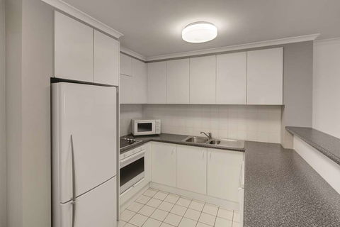 Adina Serviced Apartments James Court - Port Augusta Accommodation 7