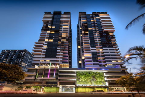 Arise Ivy And Eve - Port Augusta Accommodation 0