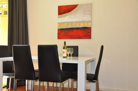 RNR Apartments, Adelaide - Port Augusta Accommodation 2
