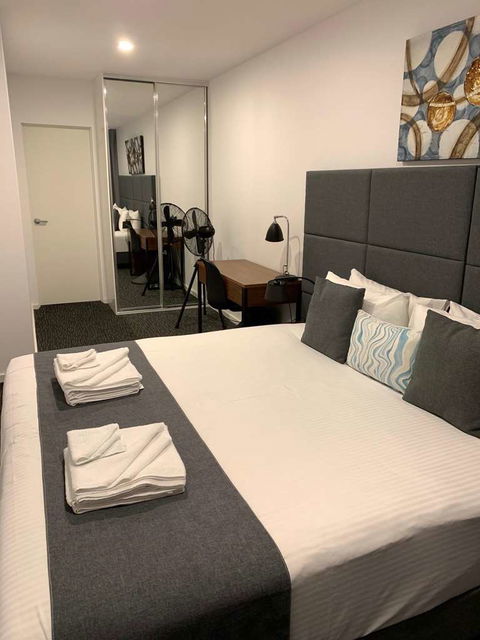 Adelaide Dress Circle Apartments - Port Augusta Accommodation 1