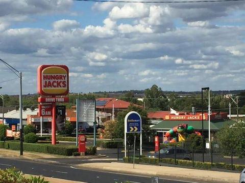 Across Country Motel & Svcd Apts - Port Augusta Accommodation 1
