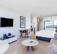 Meriton Suites Broadbeach - Port Augusta Accommodation