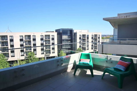 Realm Park 39 Barton ACT - Port Augusta Accommodation 5