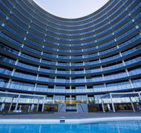 Accommodate Canberra - Manhattan on the Park - Port Augusta Accommodation