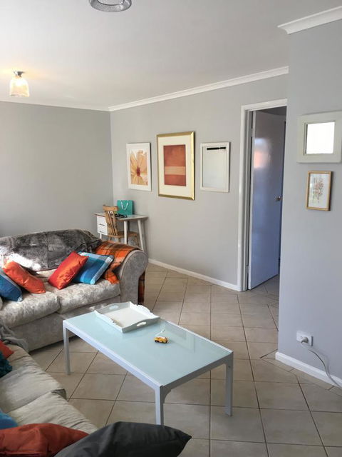 Finches Canberra - Port Augusta Accommodation 14