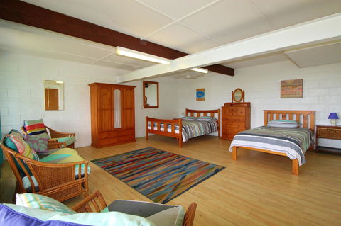 Bally High, 20 Dulconghi Street - Port Augusta Accommodation 3
