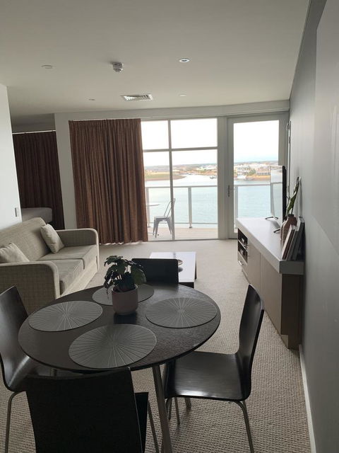 Wallaroo Marina Stayz - Port Augusta Accommodation 8
