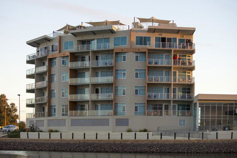 Wallaroo Marina Apartments - Port Augusta Accommodation 1