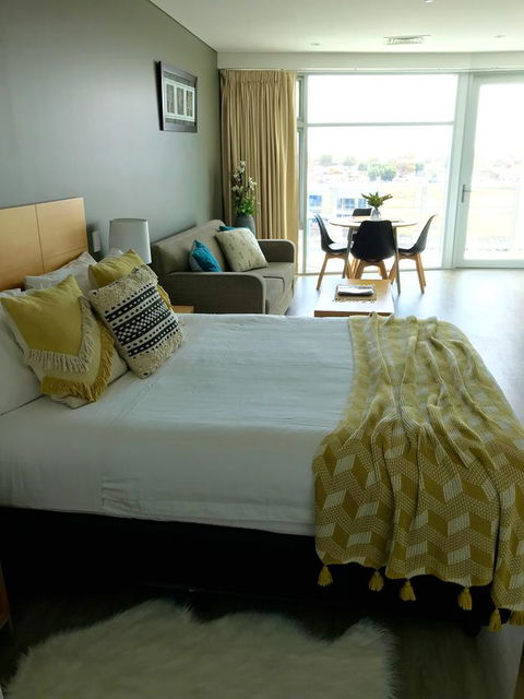 Ocean View Luxury Apartment & Suite - Port Augusta Accommodation 15