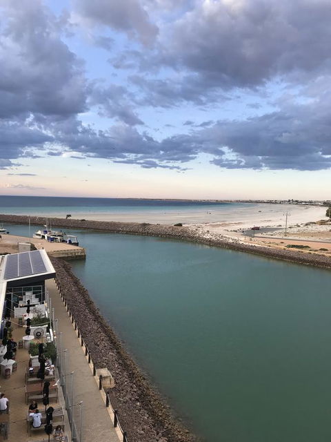 Ocean View Luxury Apartment & Suite - Port Augusta Accommodation 3
