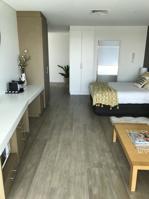 Ocean View Luxury Apartment & Suite - Port Augusta Accommodation 33