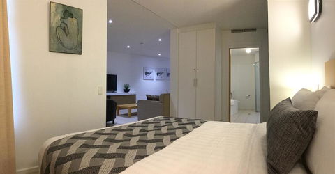 Wallaroo Marina Waterfront Luxe Apartment - Port Augusta Accommodation 12