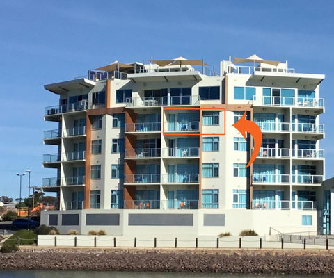Wallaroo Marina Waterfront Luxe Apartment - Port Augusta Accommodation 0