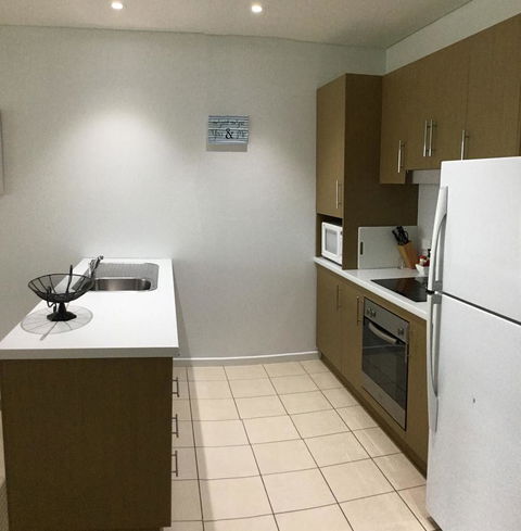 Wallaroo Marina Waterfront Luxe Apartment - Port Augusta Accommodation 9