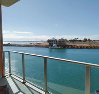 Wallaroo Marina Executive Apartments - Port Augusta Accommodation