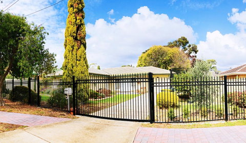 Beautiful Garden House - Port Augusta Accommodation 7