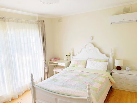 Beautiful Garden House - Port Augusta Accommodation 10