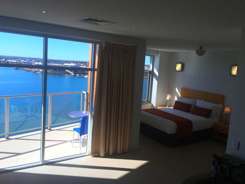 Wallaroo Marina Luxury Apartment - Port Augusta Accommodation 18