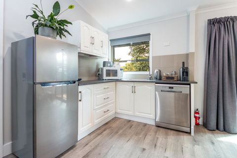 McLaren Vale Getaway - Port Augusta Accommodation 9