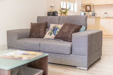 Tanunda\'s Magpie House - Port Augusta Accommodation 0