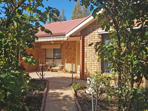 Tanunda\'s Magpie House - Port Augusta Accommodation 2
