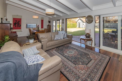 The Tudor House - Port Augusta Accommodation 7