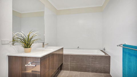 Eastern Breeze - Port Augusta Accommodation 18
