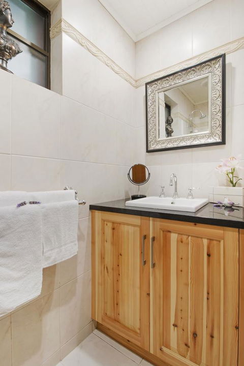 Stonewell Cottages And Vineyards - Port Augusta Accommodation 21