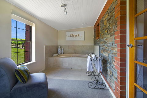 Stonewell Cottages And Vineyards - Port Augusta Accommodation 29
