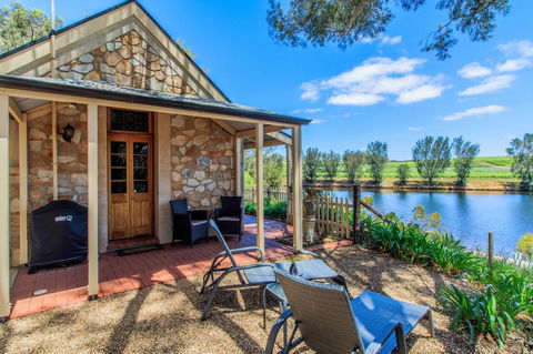 Stonewell Cottages And Vineyards - Port Augusta Accommodation 2