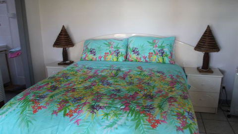 \'Point Break\' Your Waterfront Break At The Point - Port Augusta Accommodation 9