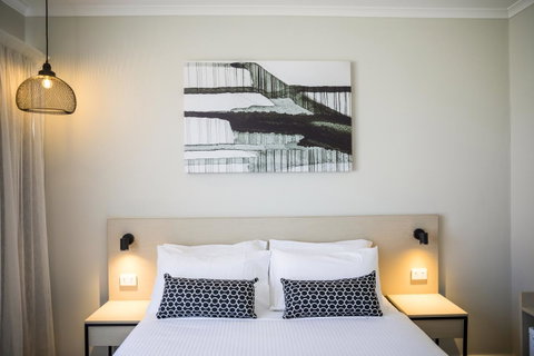 Nightcap At Finsbury Hotel - Port Augusta Accommodation 24