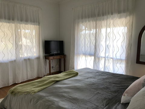 Jack\'s House 2 B&B In Mill Street - Port Augusta Accommodation 4