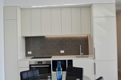 Whitmore SQ - Port Augusta Accommodation 5