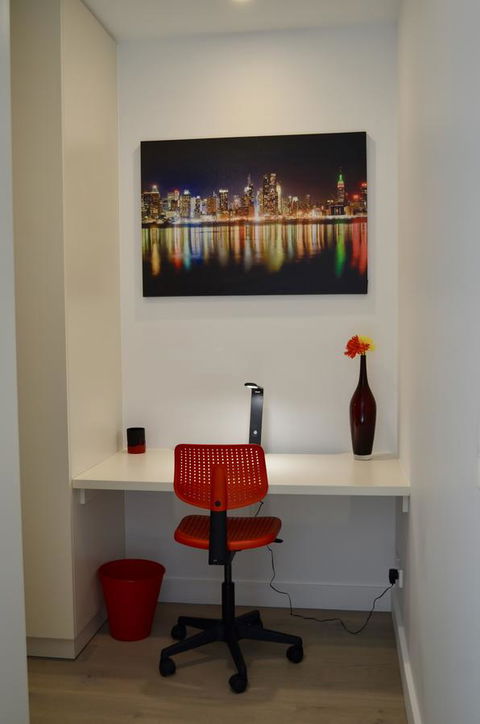 Whitmore SQ - Port Augusta Accommodation 8